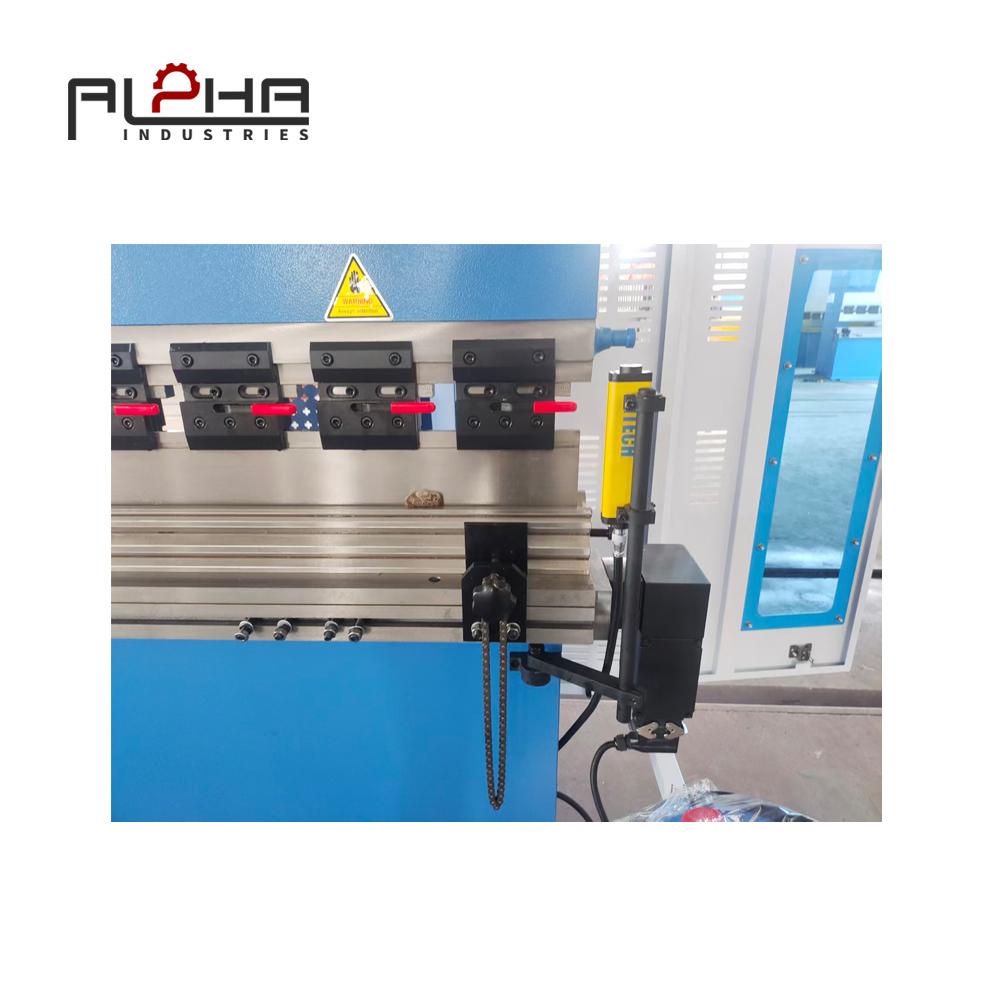 CNC Press Brake for Ukraine: How Smart Bending Technology Helps Manufacturers Reduce Production Downtime
