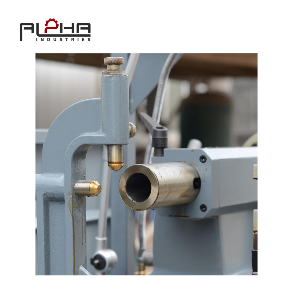 Explore the essentials and precision machining of lathe machines