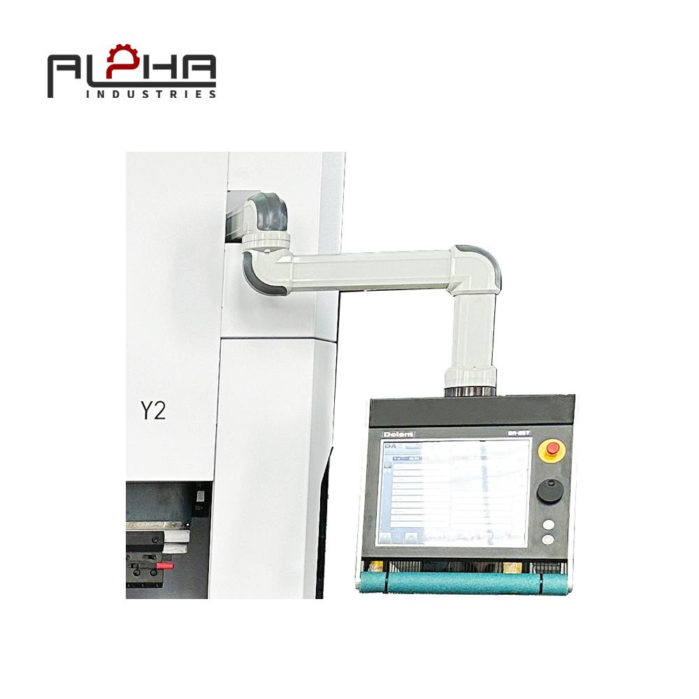 CNC Press Brake Bending Accuracy: How Advanced Crowning Technology Defines Precision Forming