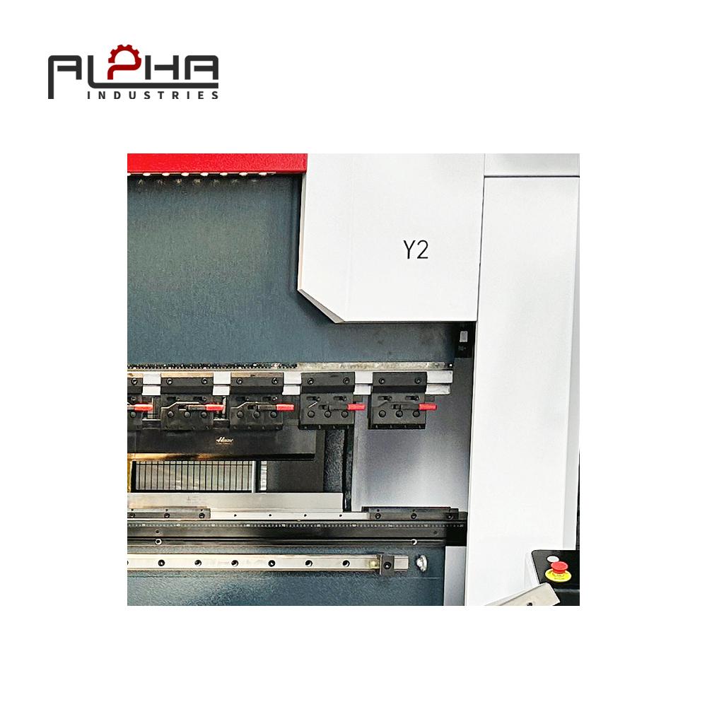 Hydraulic Precision in Metal Bending: The Power of Modern Press Brake Technology